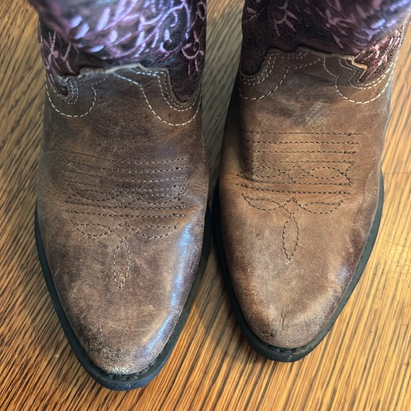 Children’s size 9 snip toe boot - Picture 5 of 6